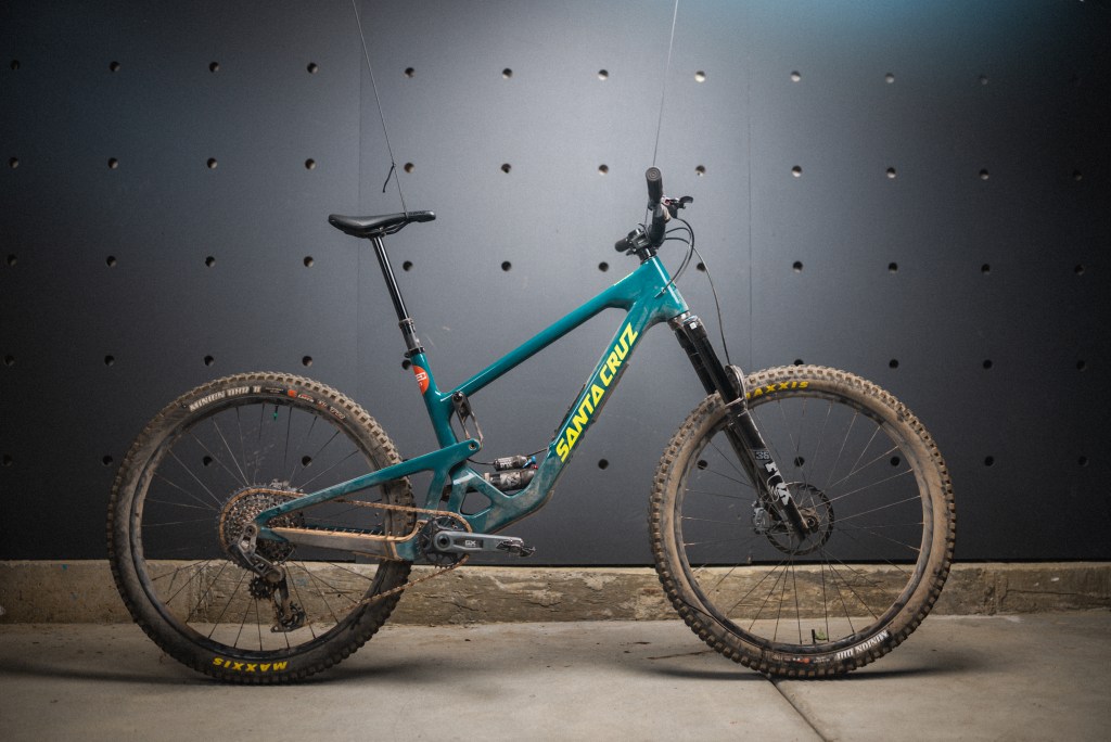 Santa Cruz Hightower 4 Review: The Descender's MTB - BIKER'S EDGE